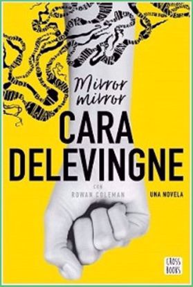 Cara Delevigne, Librería Entre Letras en la ciudad de Victoria, Región de la Araucanía, primera ciudad digitalizada de Chile